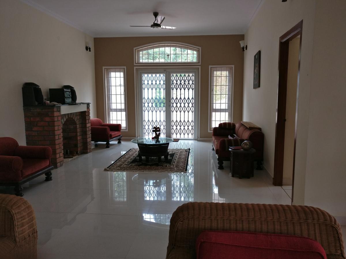 Robin Woods Homestay สากเลศปุระ ภายนอก รูปภาพ