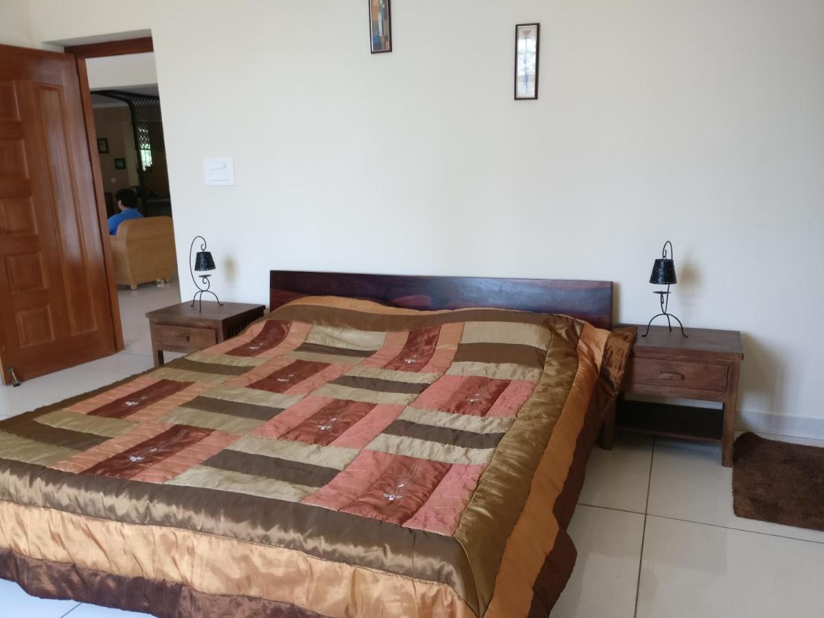 Robin Woods Homestay สากเลศปุระ ภายนอก รูปภาพ